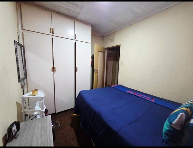 10 BEDROOM HOUSE FOR SALE IN KLOPPERPARK